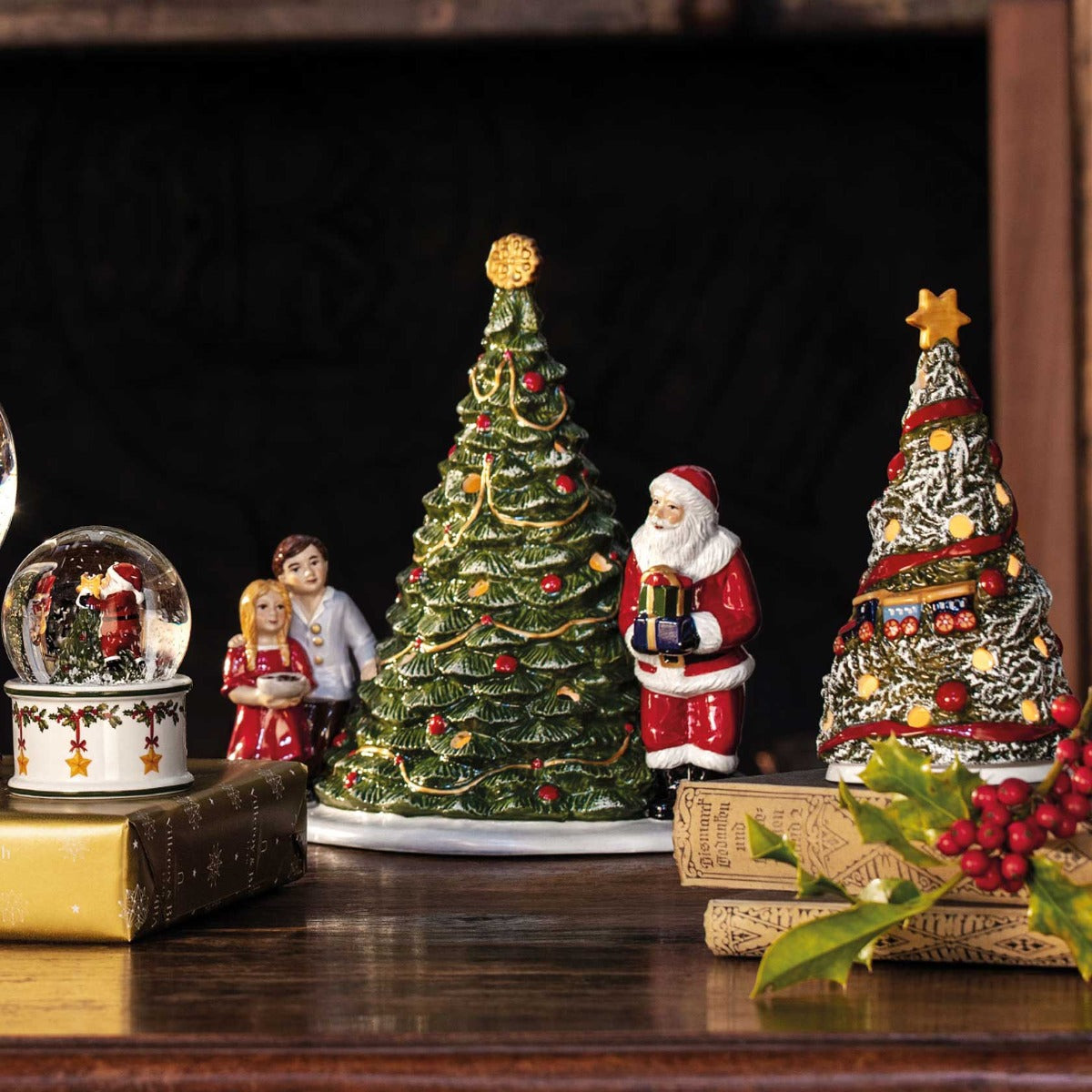 Villeroy & Boch Christmas Toys Santa on Tree – David Shuttle Ltd