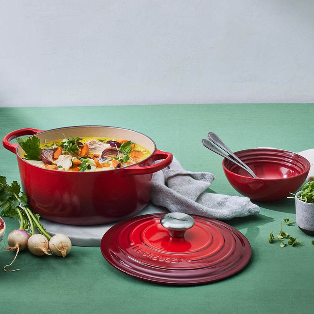 Le Creuset Signature Cast Iron Round Casserole 20cm Cerise – David
