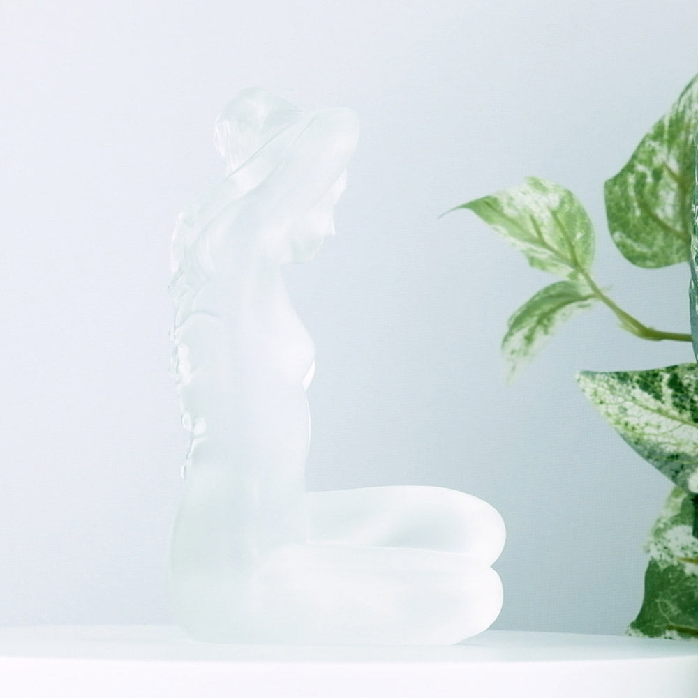 Lalique Flora Small Nude Sculpture – David Shuttle Ltd