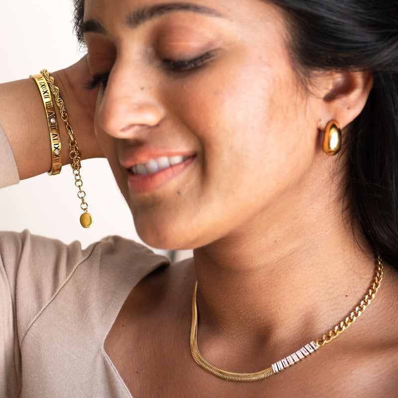 Amori Moon Earrings