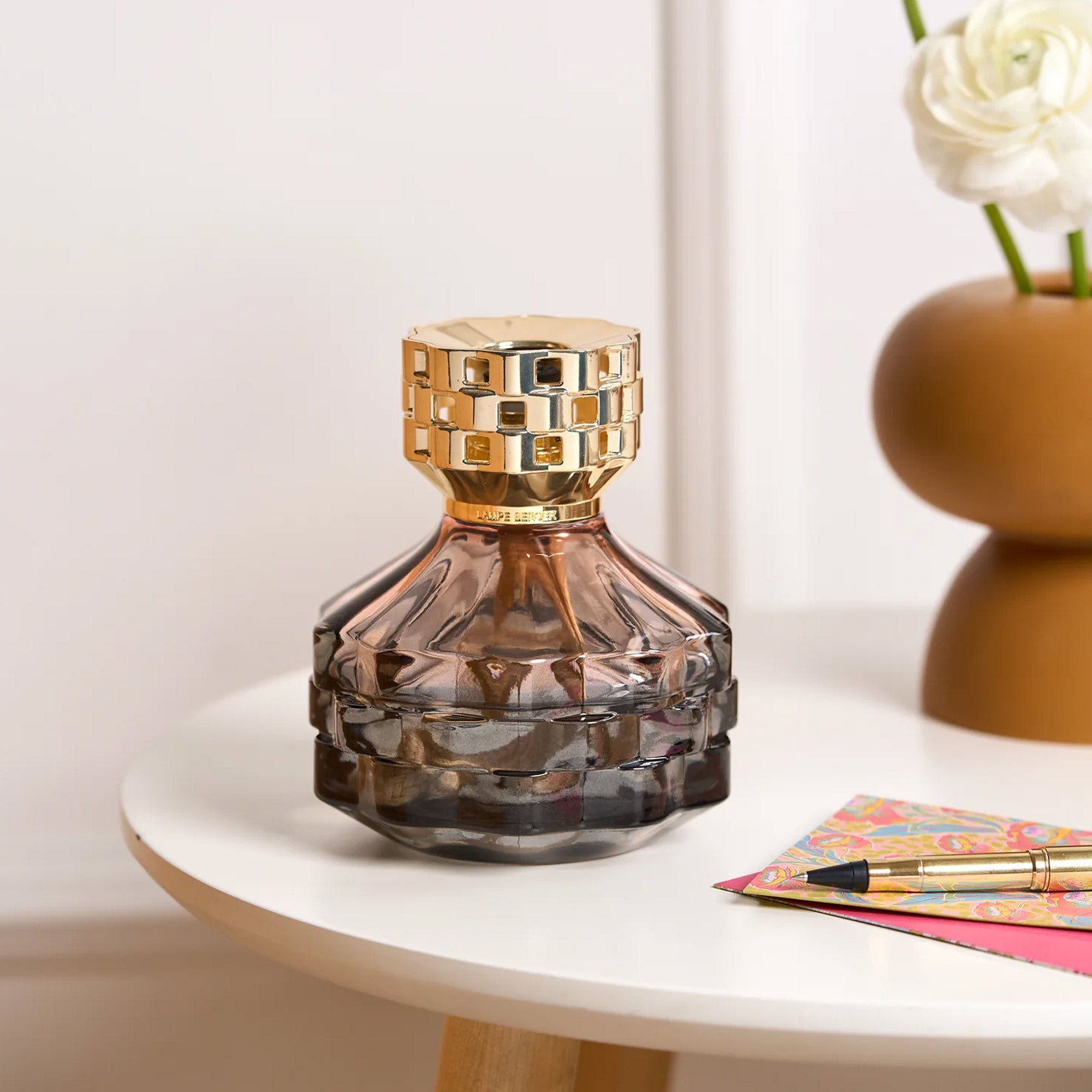 Black Bolero Lamp Berger – David Shuttle Ltd