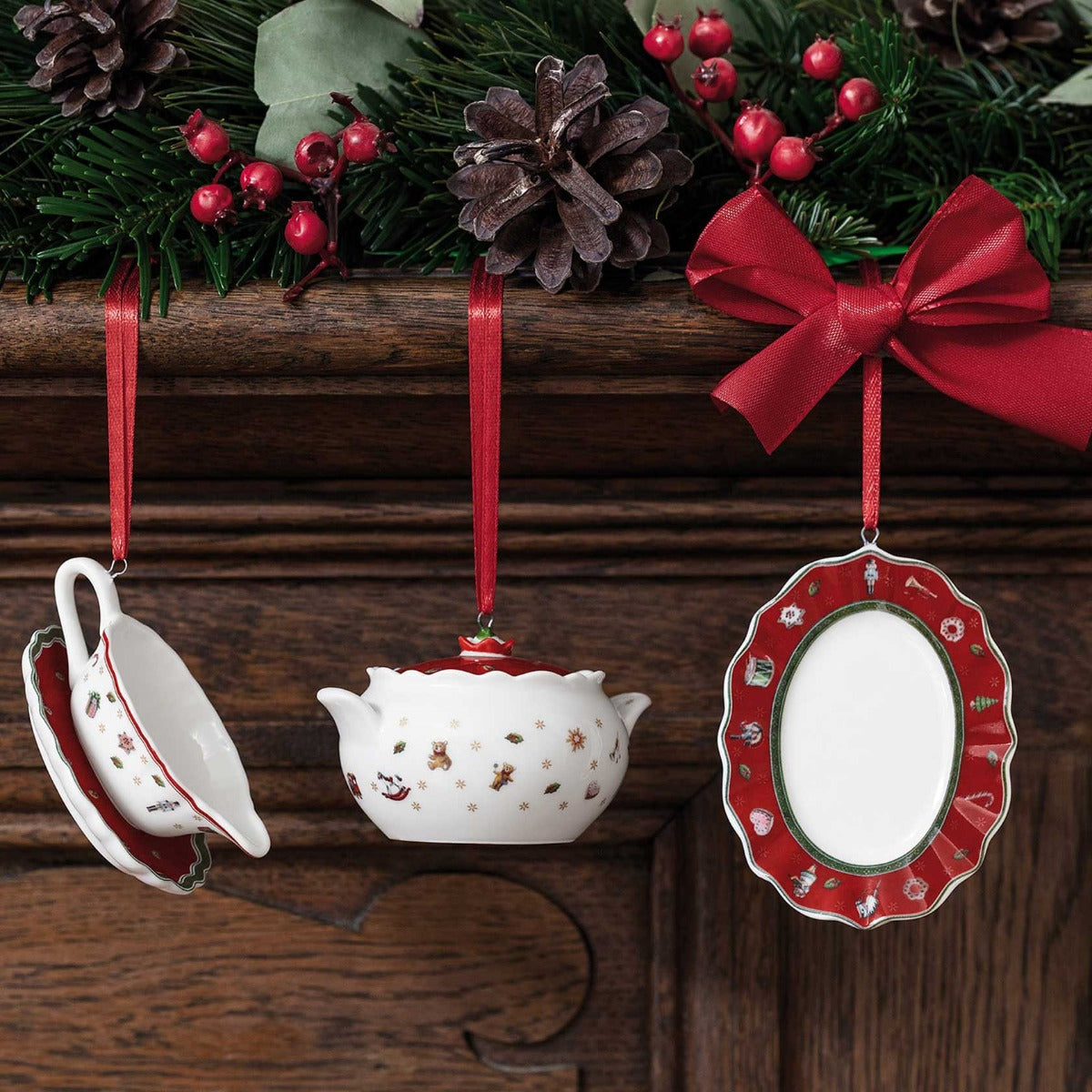 Villeroy & Boch Toy's Delight Decoration Hanging Ornament 3 Piece