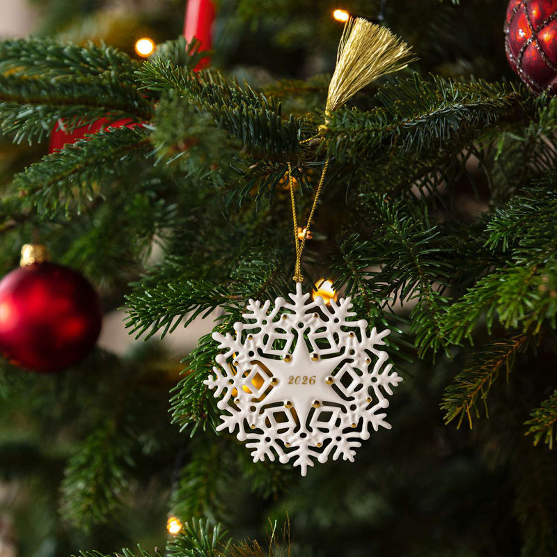 Villeroy & Boch Christmas Classics Christmas Ornaments, Snowflake