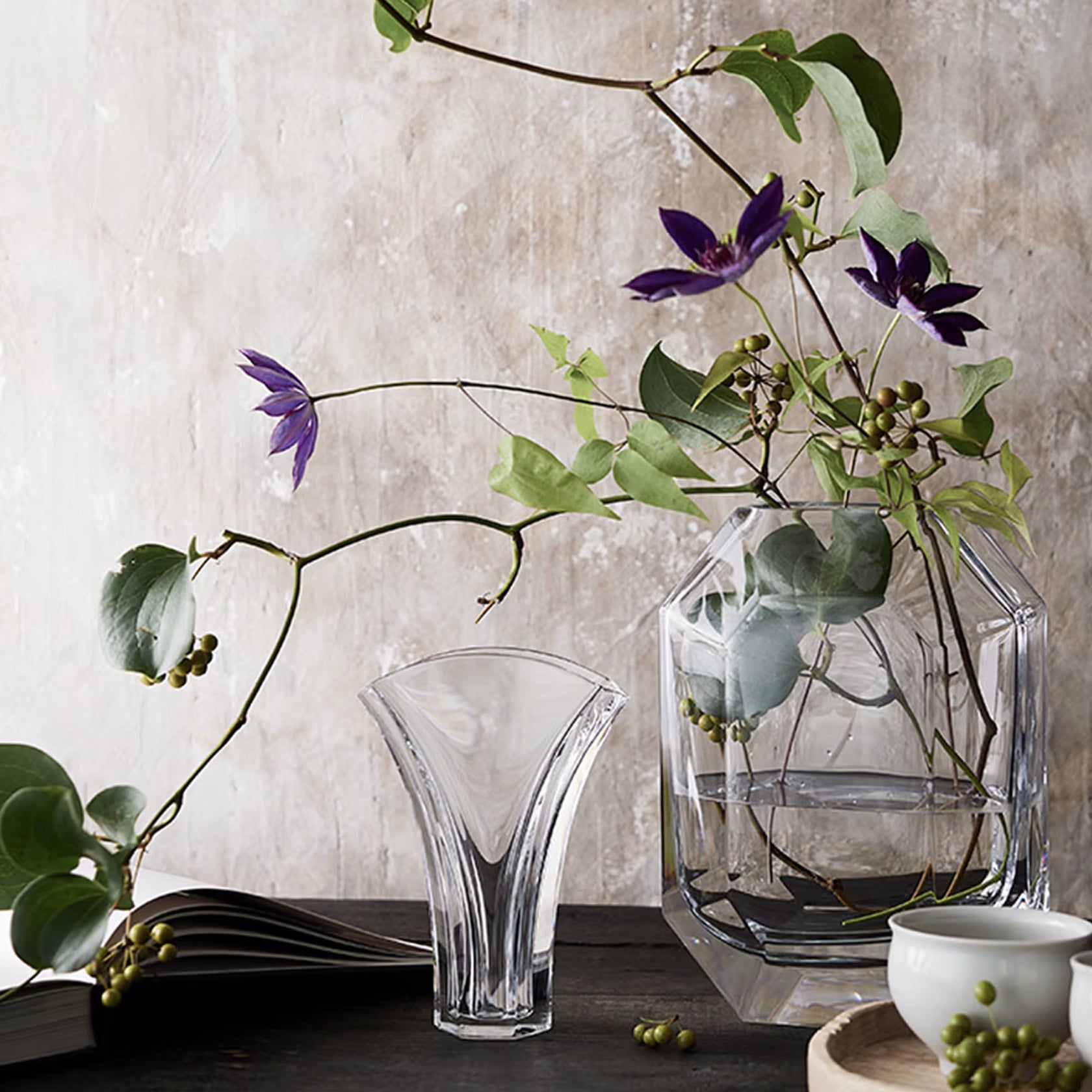 Baccarat Ginkgo Vase 1792567 – David Shuttle Ltd