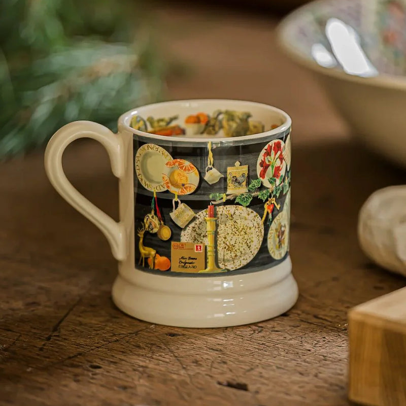 Emma Bridgewater Christmas Dresser 1/2 Pint Mug