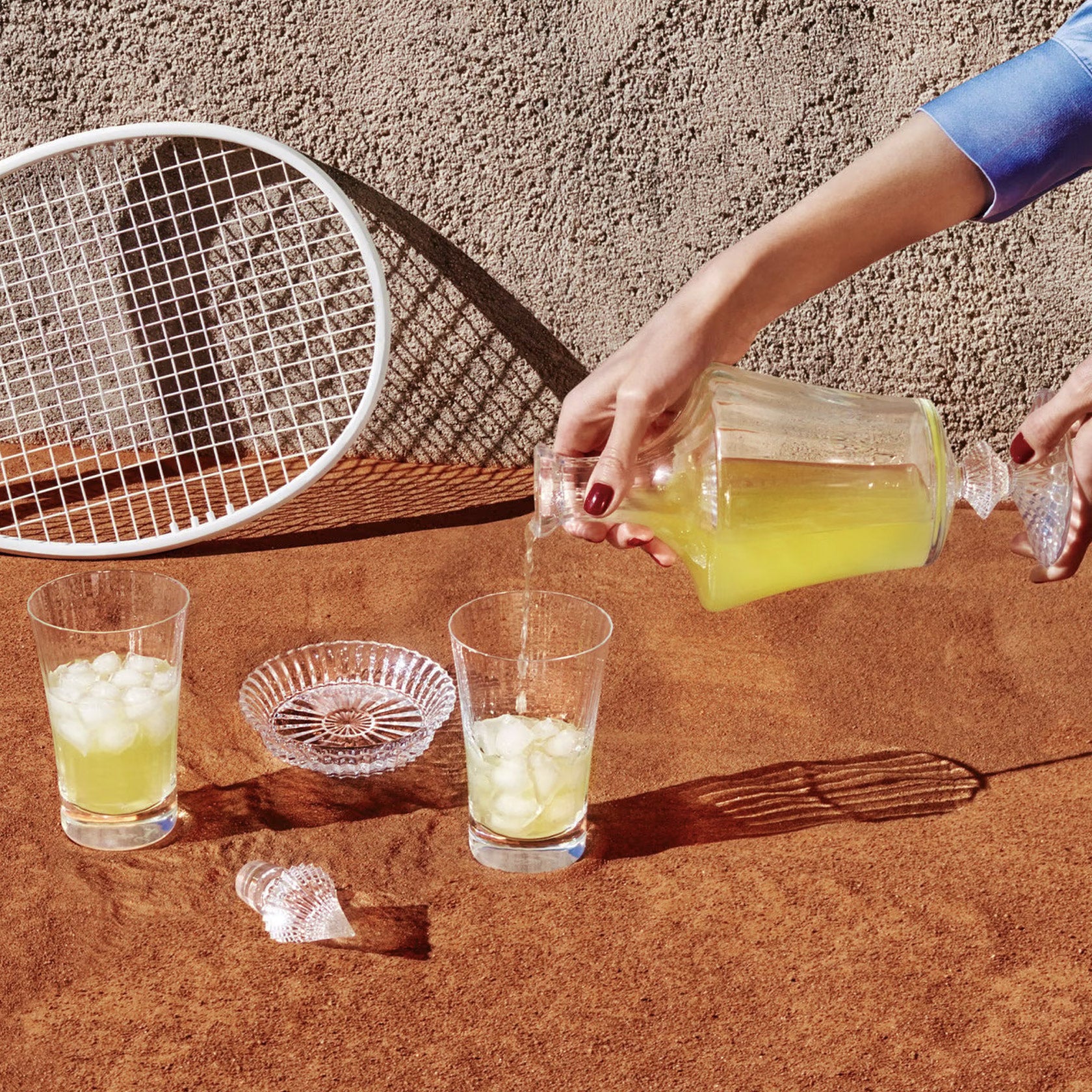 Baccarat Mille Nuits Coaster 2105132 – David Shuttle Ltd