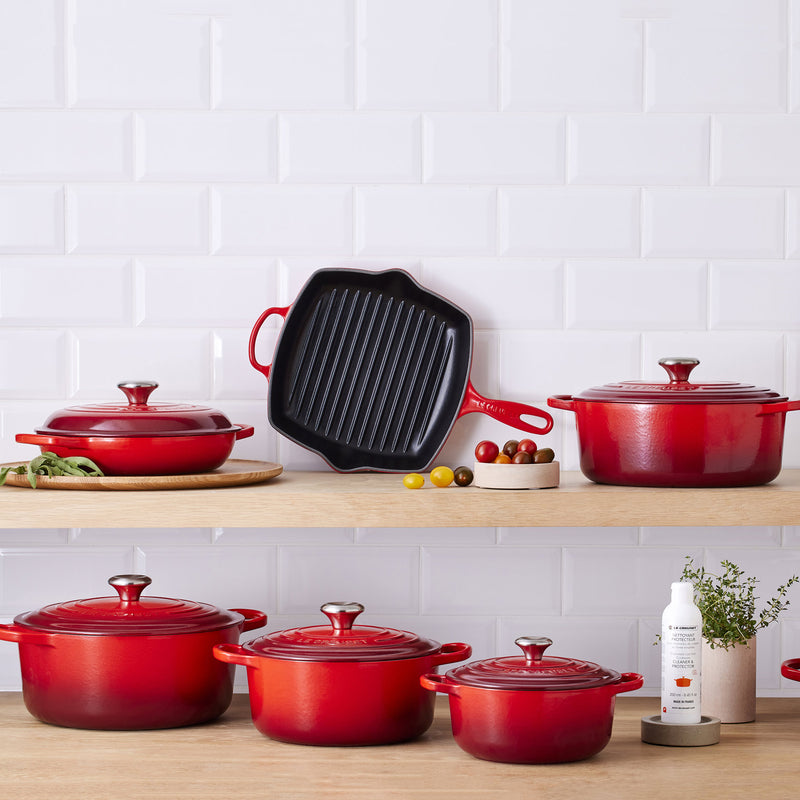 Le Creuset Signature Cast Iron Round Casserole 20cm Cerise