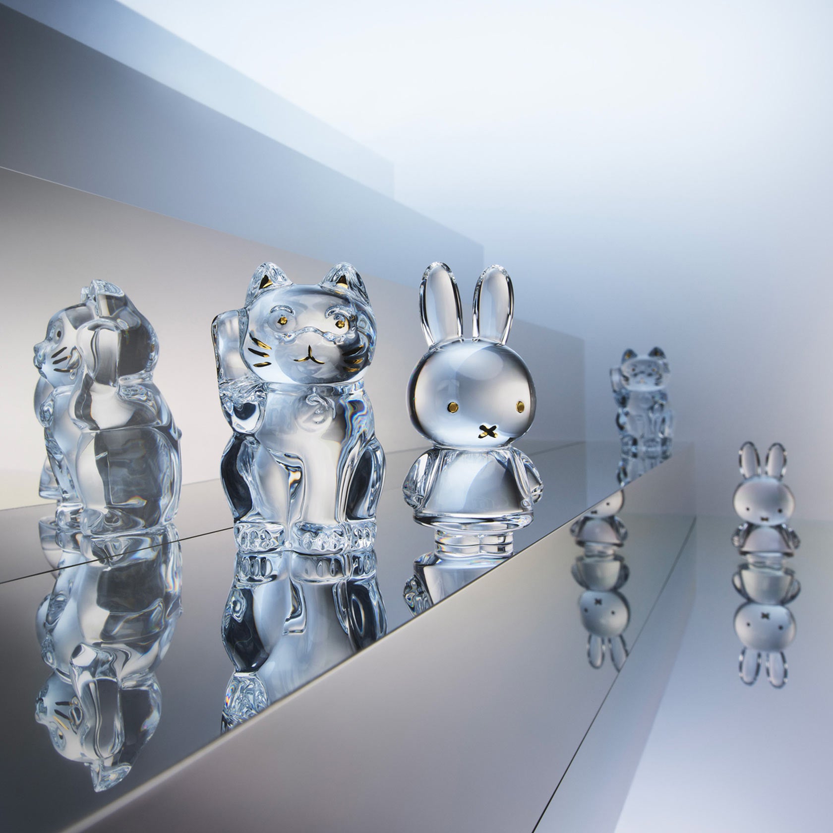 【希少】Baccara cat 希少】Baccara cat Cat Maneki Neko Figurine S Red | Baccarat Japan