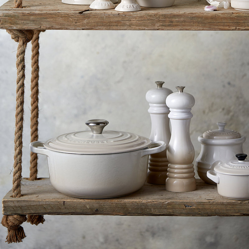 Le Creuset Classic Pepper Mill Meringue