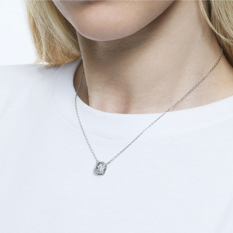  Rhodium plated