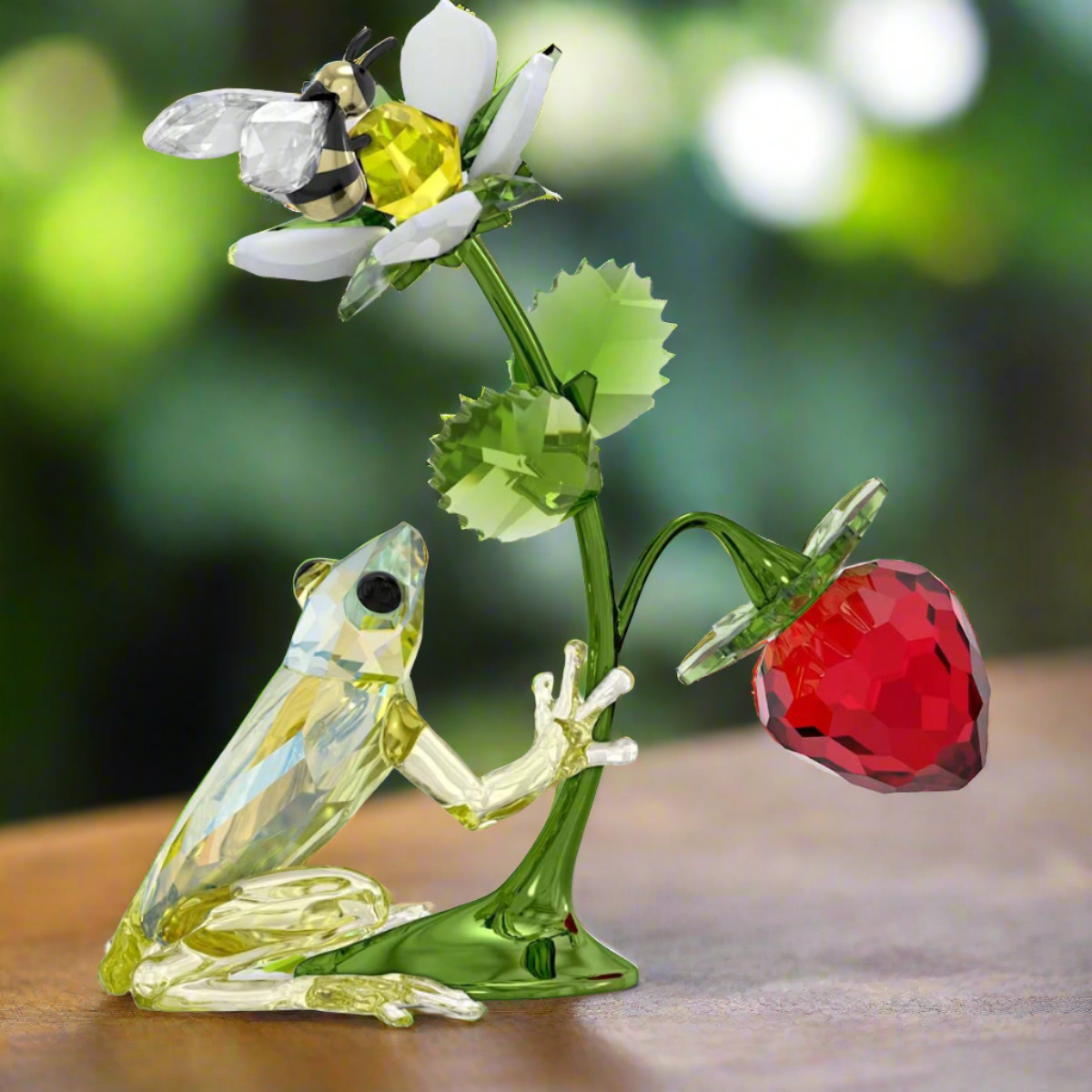 Swarovski Idyllia Frog, Bee and Strawberry – David Shuttle Ltd Swarovski Idyllia Frog, Bee and Strawberry – David Shuttle Ltd