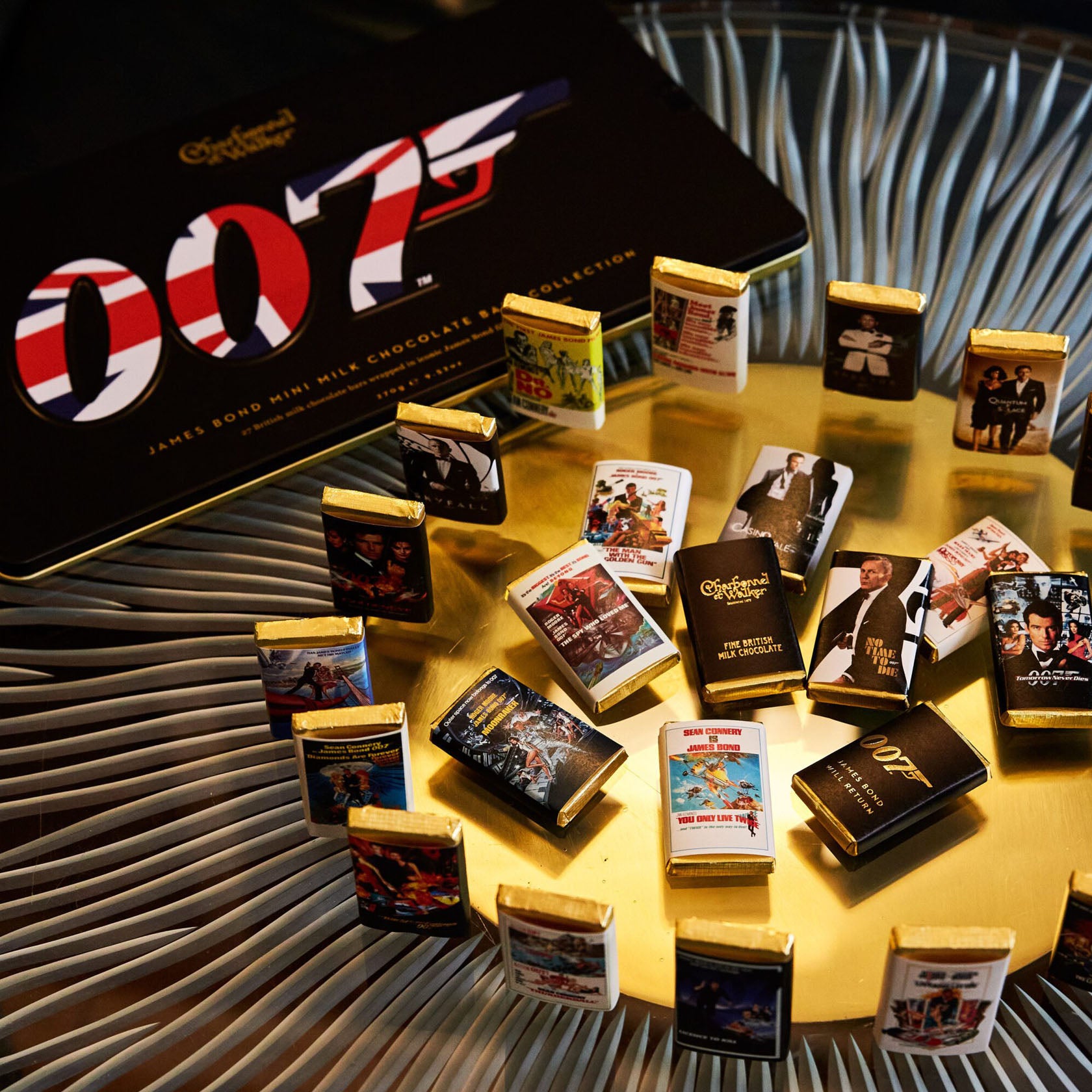 Charbonnel et Walker 007 James Bond Mini Milk Chocolate Collectors