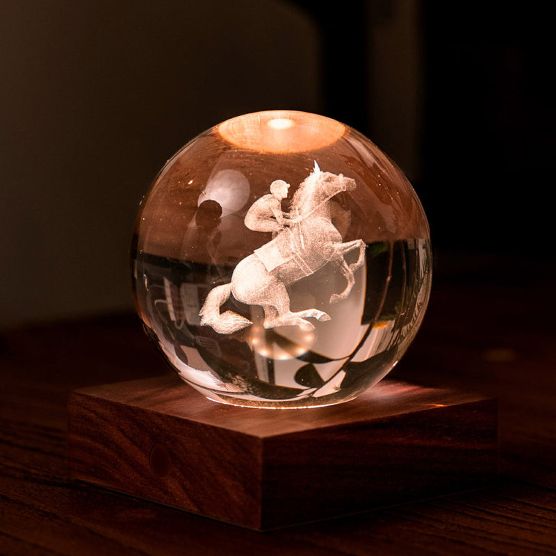 Gingko Amber Crystal Light, Horse Racing