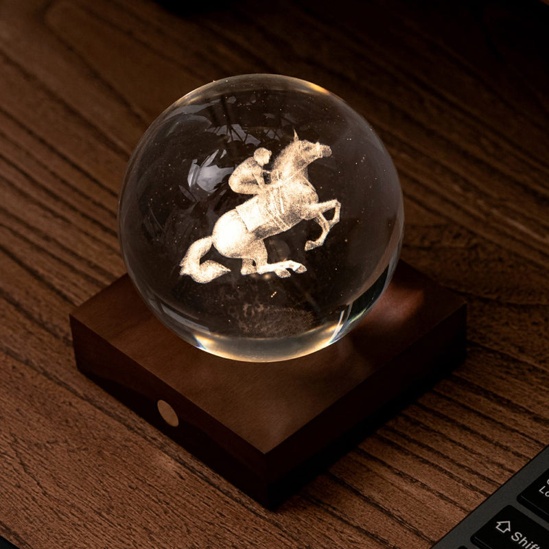 Gingko Amber Crystal Light, Horse Racing