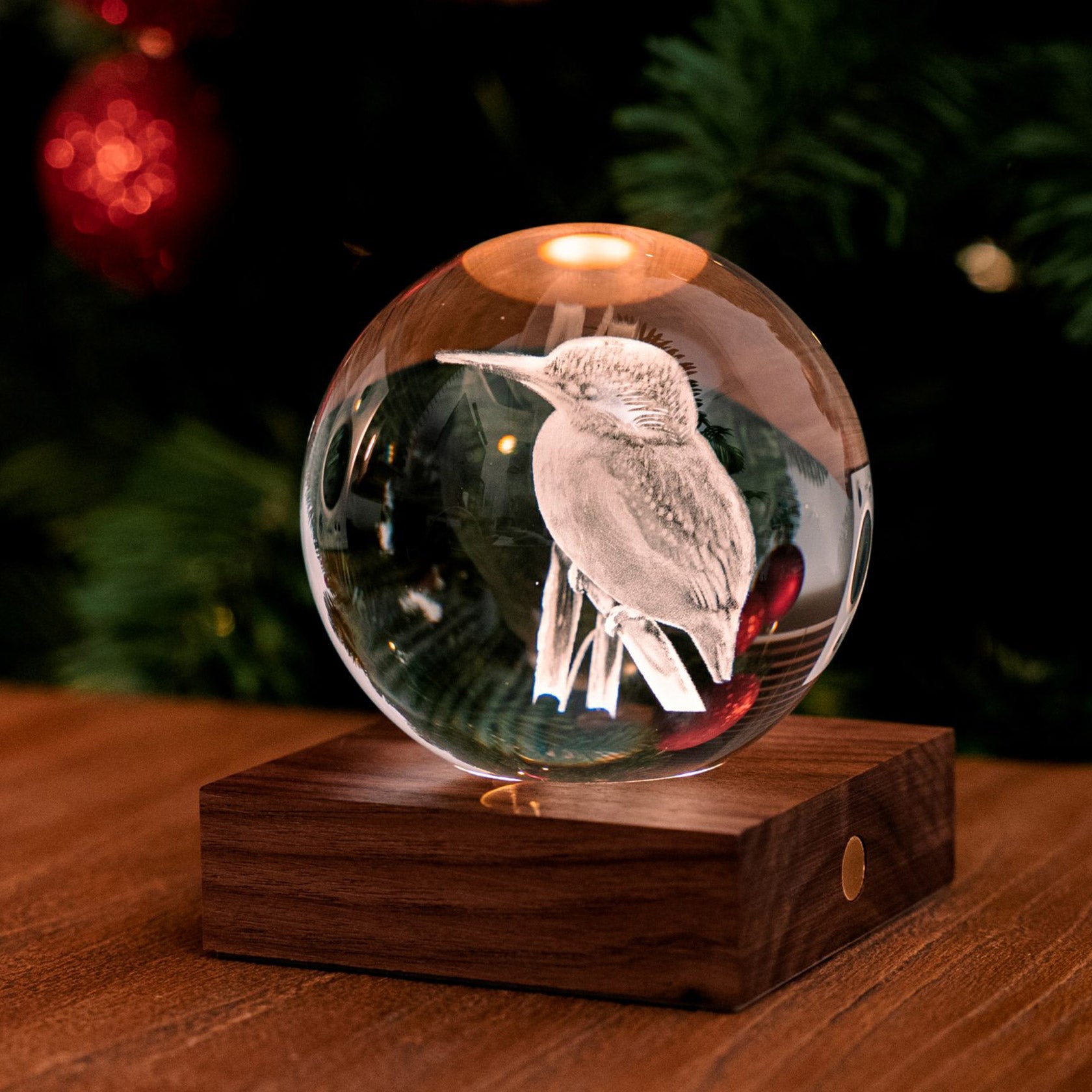 Gingko Design Amber Crystal Light, King Fisher – David Shuttle Ltd