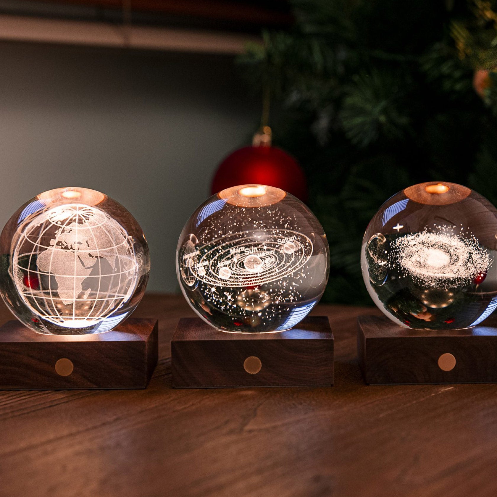 Gingko Design Amber Crystal Light, Solar System – David Shuttle Ltd