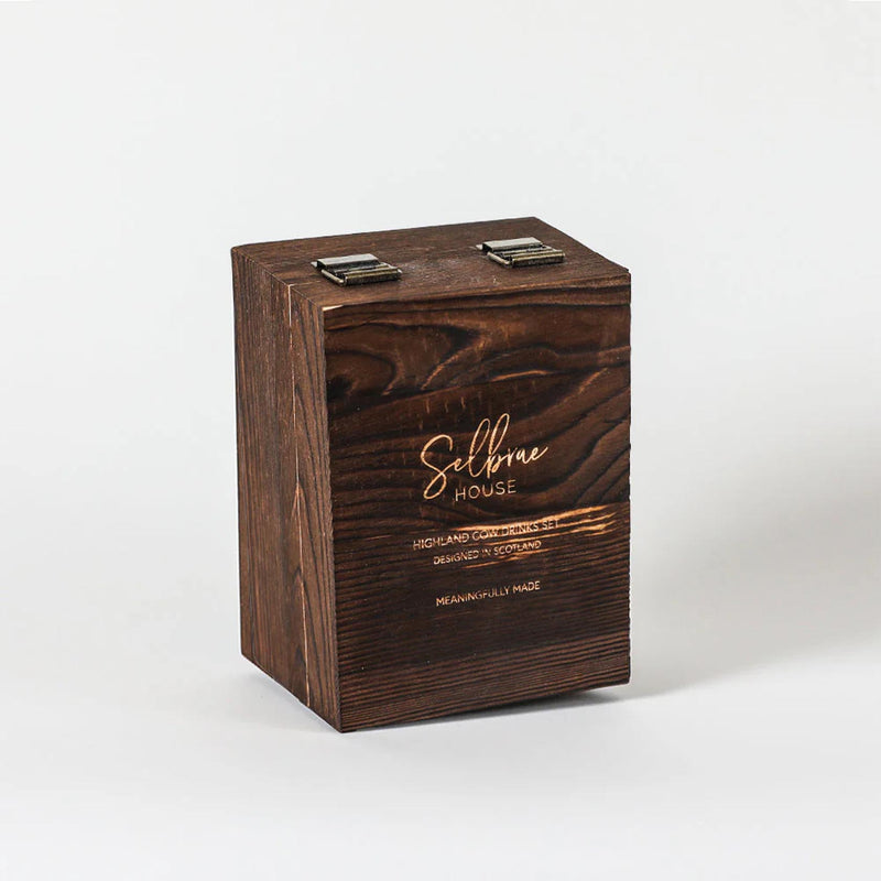 Selbrae House Highland Cow Drinks Set