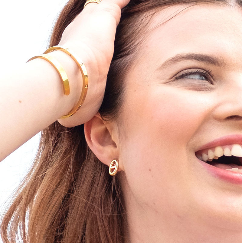 Amori Anchor Earrings