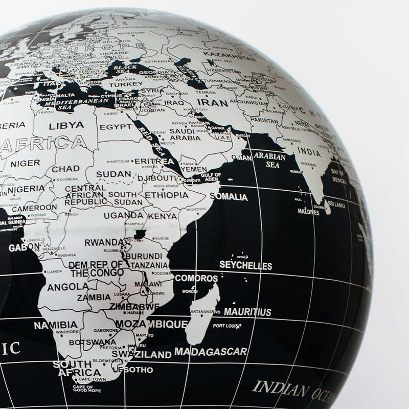 Mova Globe Black and Silver 8.5 inch - Close up