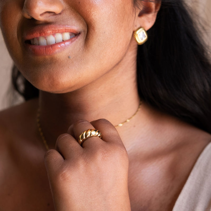 Amori Bun Ring