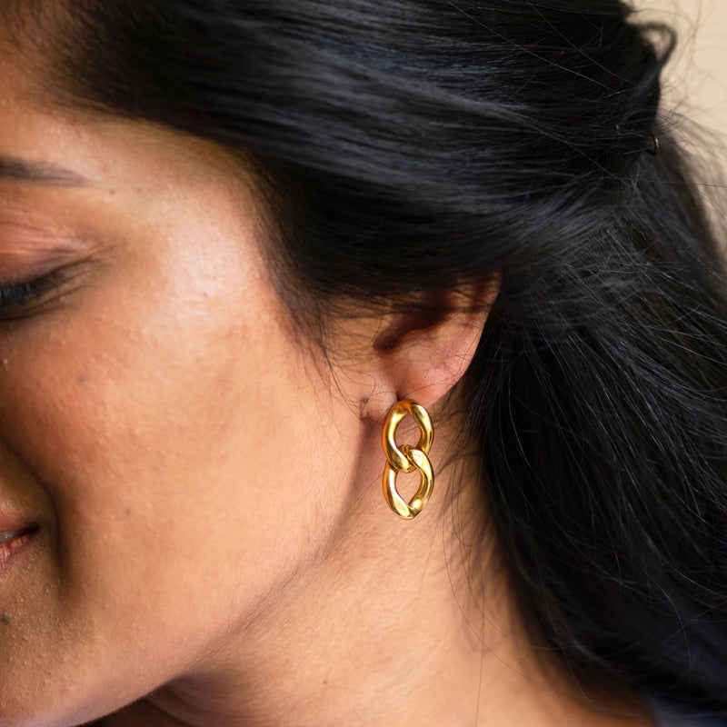 Amori Chains Earrings