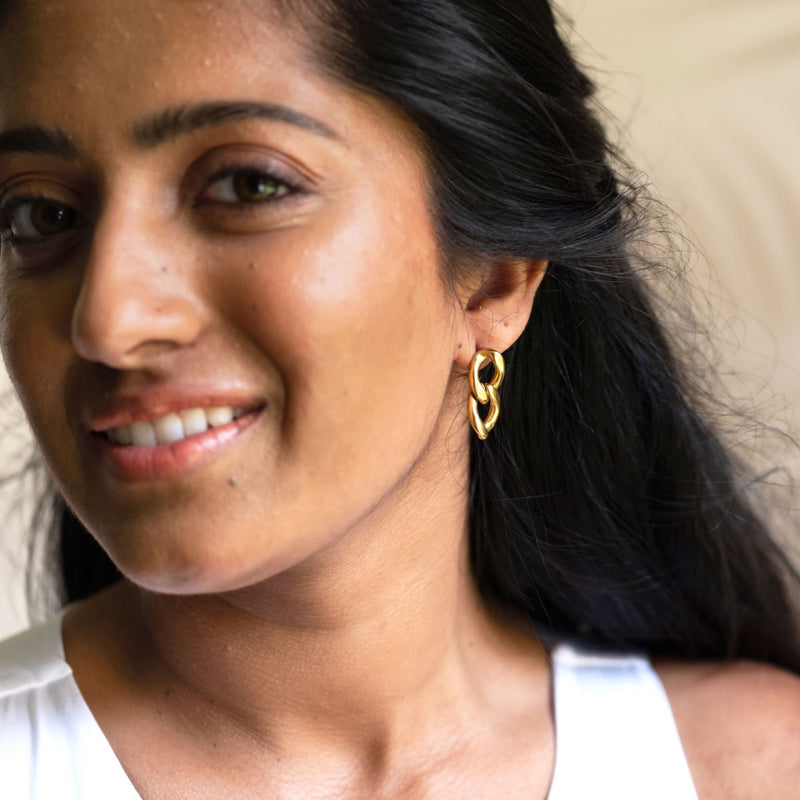 Amori Chains Earrings