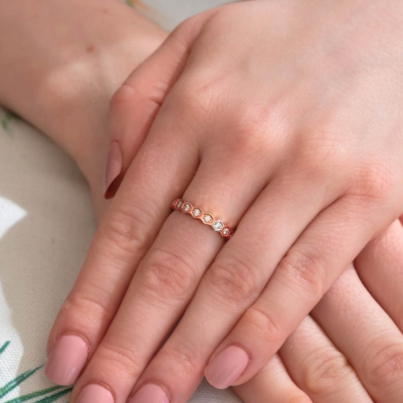  Rose Gold
