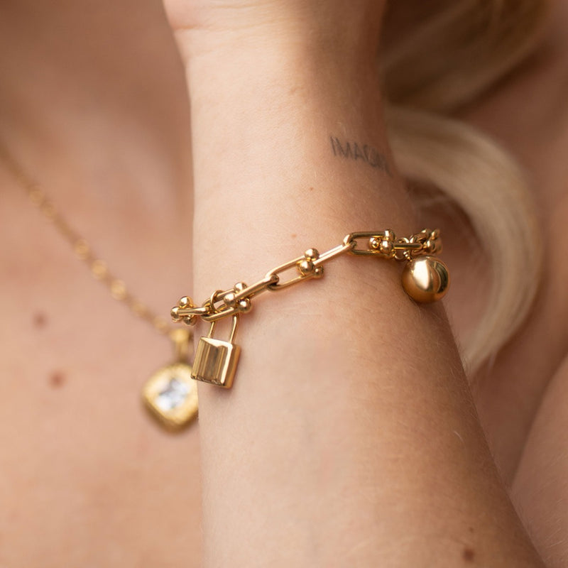 Amori Padlock Bracelet