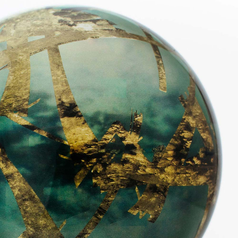 Mova Globe 4.5 inch Titan Moon - Close up