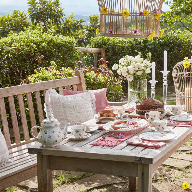 Villeroy & Boch Petite Fleur Range on a garden table