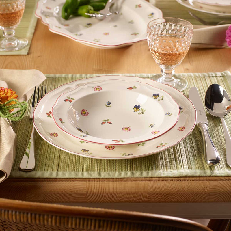 Villeroy & Boch Petite Fleur 26cm Flat Plate on a table with a Villeroy & Boch Petite Fleur deep plate