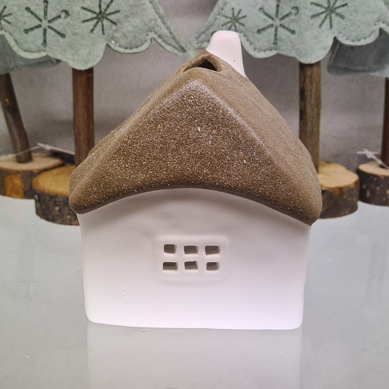 Glow by Welino Brown Thatched Cottage Candleholder, Large